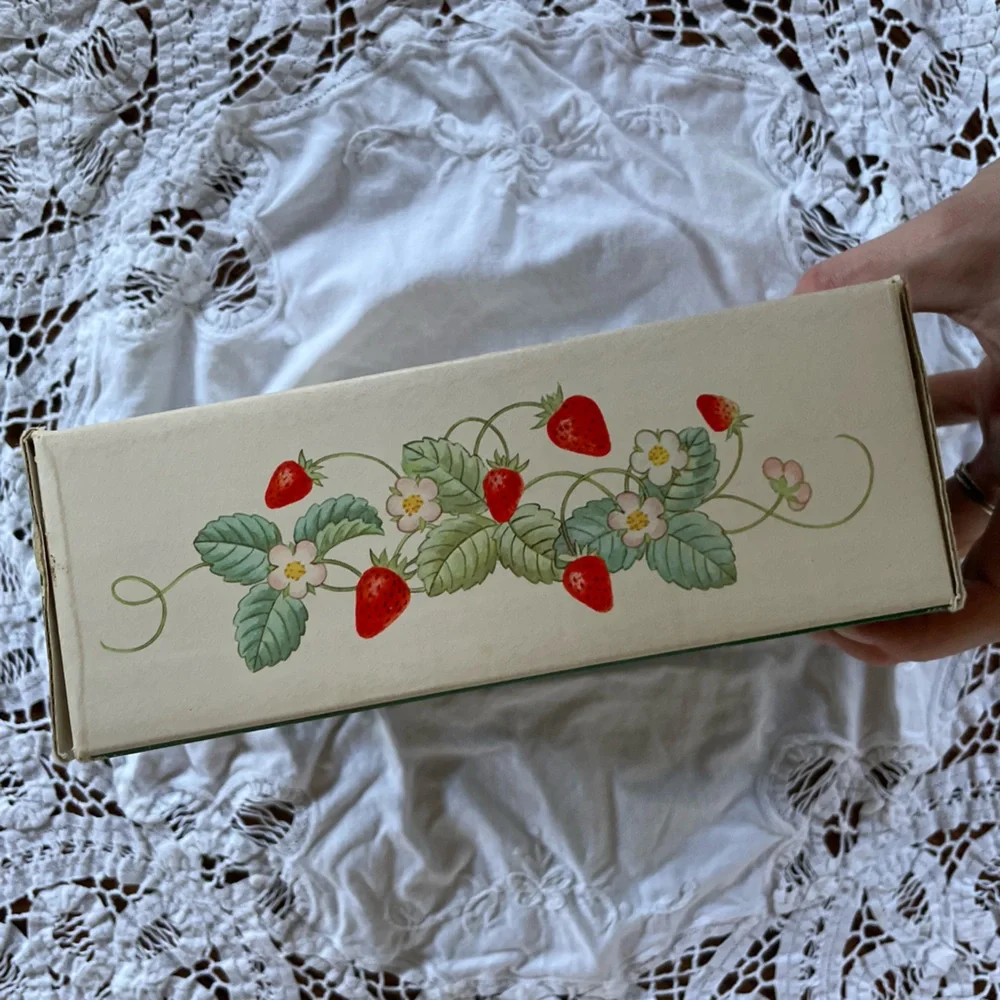 1978 Avon Strawberry Porcelain Napkin Rings and Decorative Soap